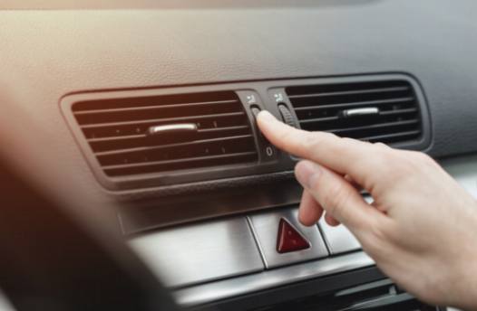 Les dangers d'ignorer les fissures et les éclats sur le pare-brise